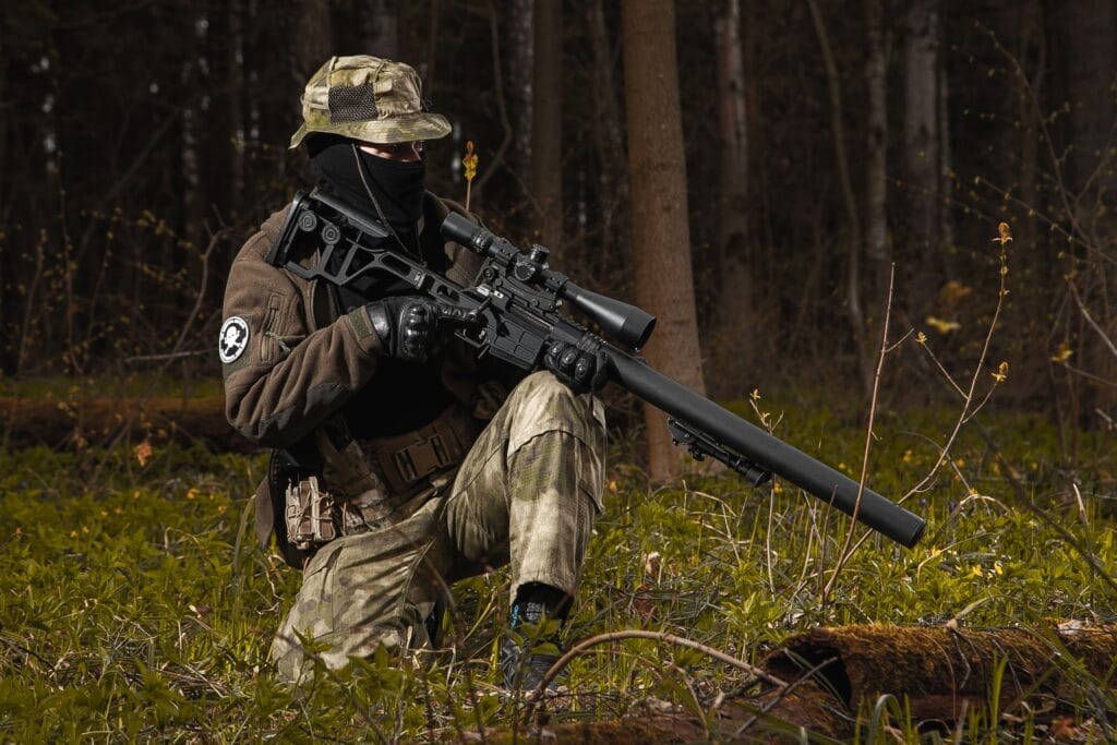 Operater sa puškom Lobaev DVL-10 M1 Saboteur