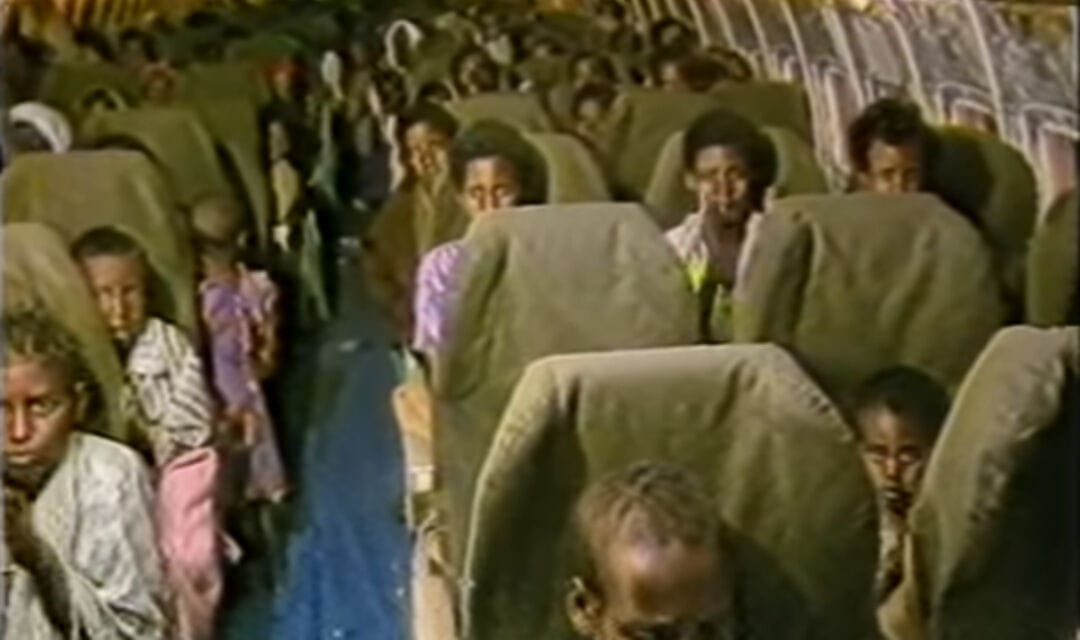 Fotografija nastala u avionu tokom operacije Mojsije